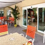 Saint Tropez & Restaurant Hotel